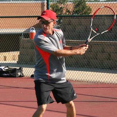 Lee G. teaches tennis lessons in Jacksonville, FL