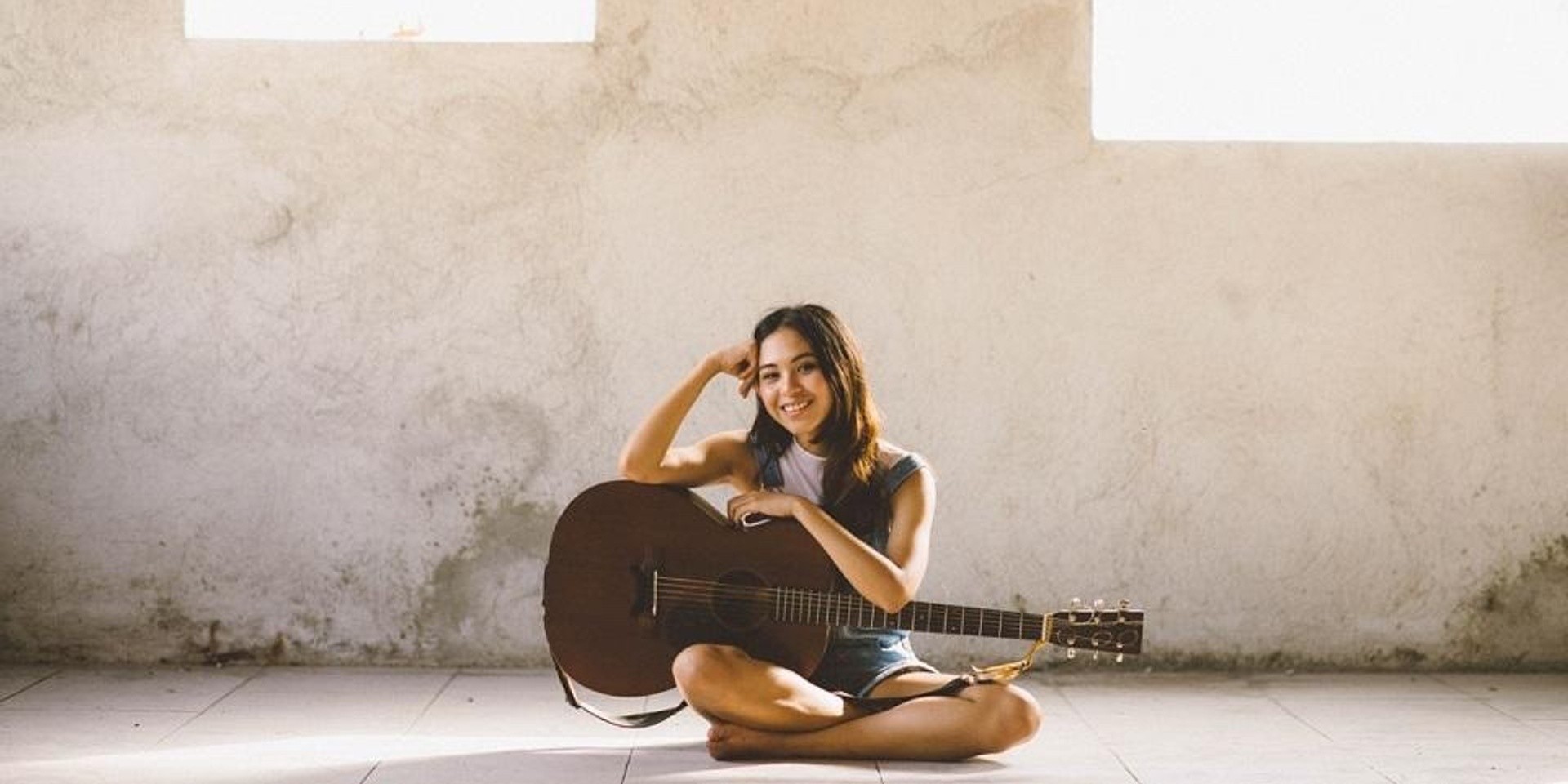 Clara Benin releases new track, 'Parallel Universe', stream it on Spotify