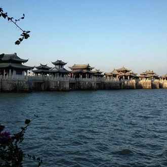 tourhub | Silk Road Trips | PRI 2-Day Tour to Chaozhou & Shantou by Fast Train from Guangzhou 