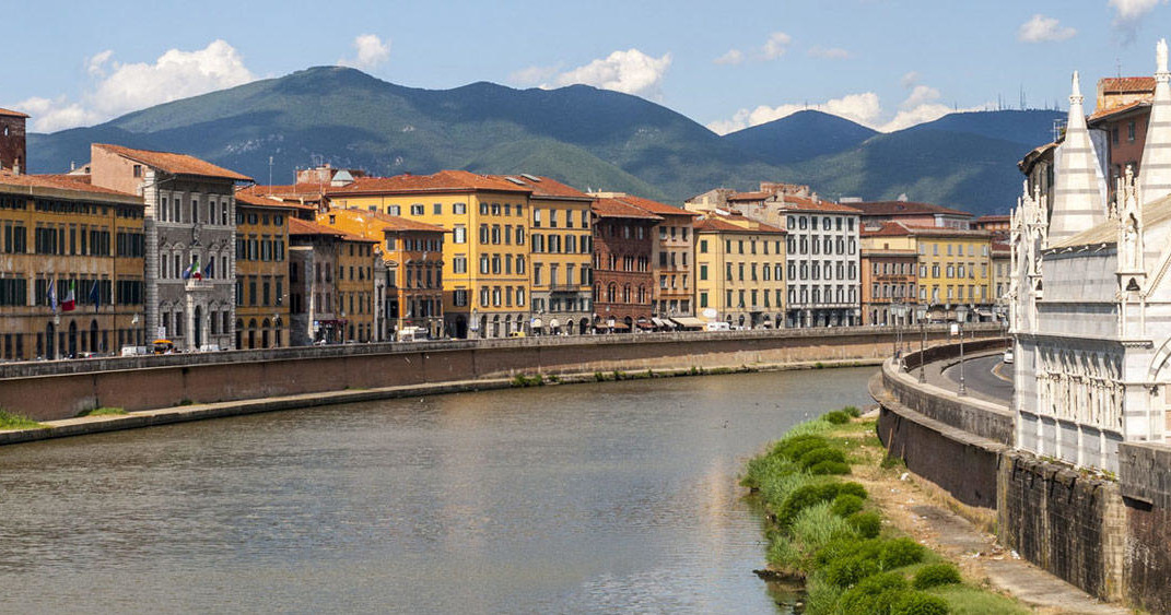 Pisa All Inclusive: Baptistery, Cathedral and Tower Small Group Tour - Accommodations in Pisa