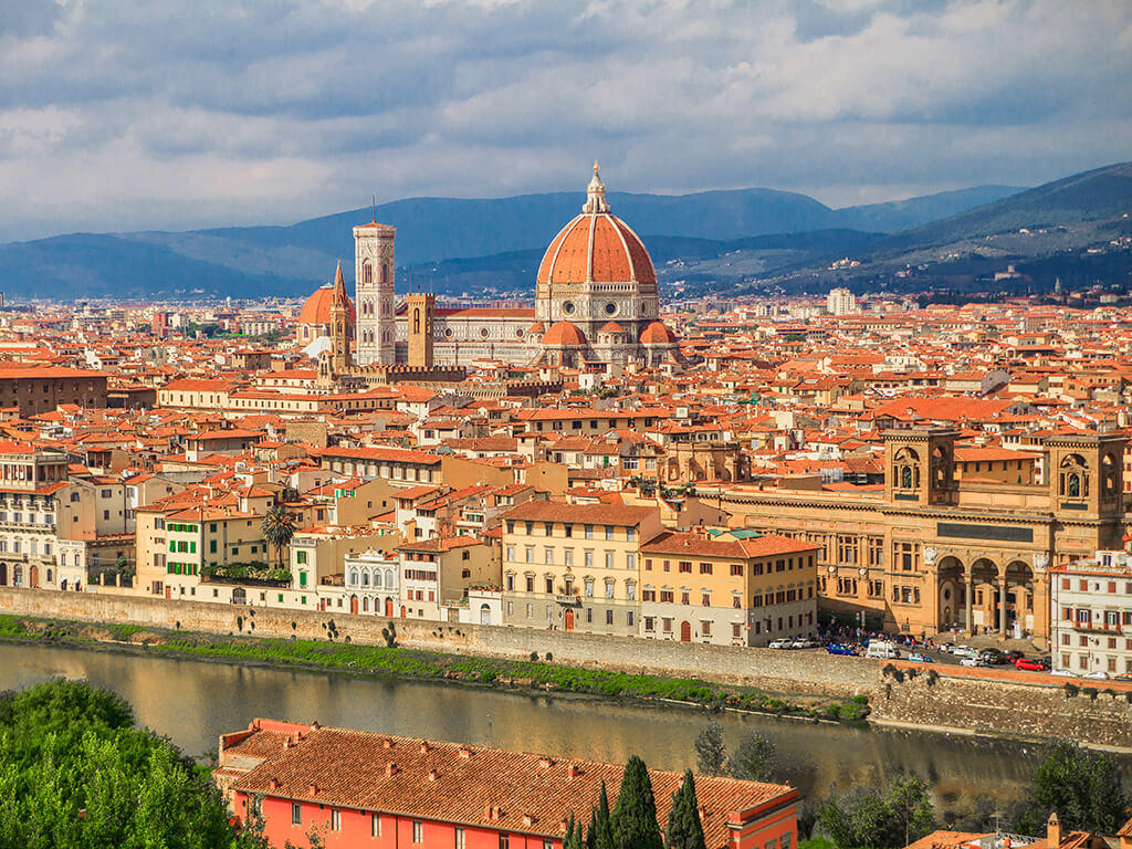 1-Day Florence and Pisa Tour from Rome: The Piazza Del Duomo, the Mercato Nuovo and the Piazza Della Repubblica