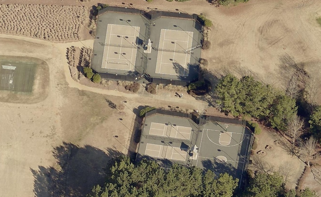 Professional Pickleball Players Visit New Pickleball Courts at Reynolds  Lake Oconee