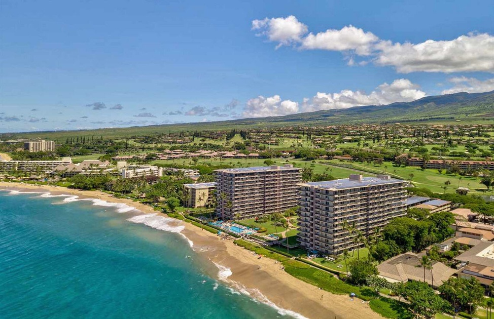 Play Pickleball at The Whaler on Ka'anapali Beach: Court Information ...