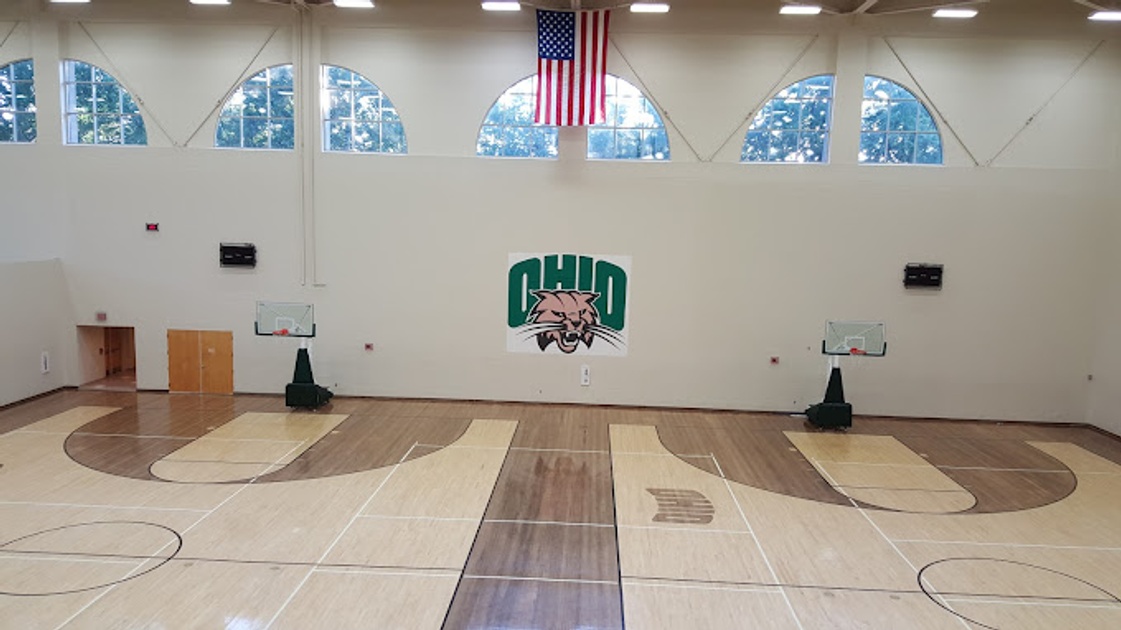 Play Pickleball at Ohio University Golf Tennis Center Indoor Courts