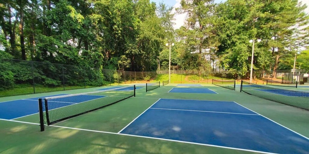 Play Pickleball at Shaw Park: Court Information | Pickleheads