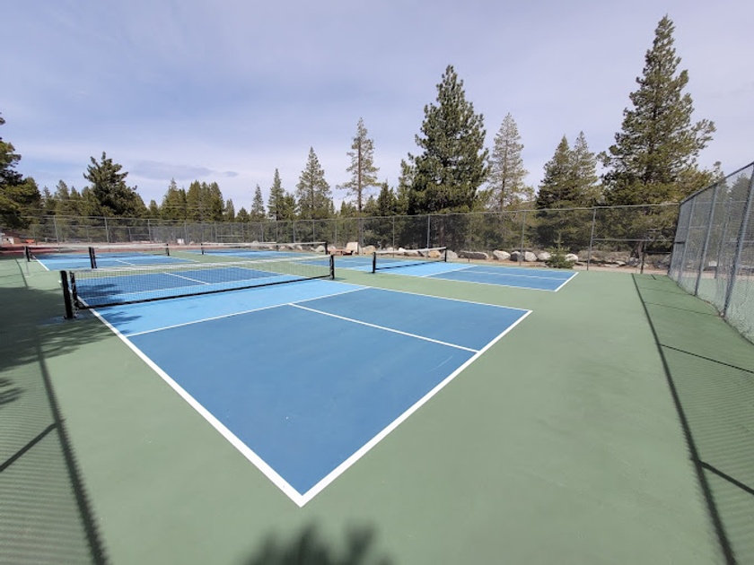 Play Pickleball at Tahoe Paradise Park: Court Information Pickleheads