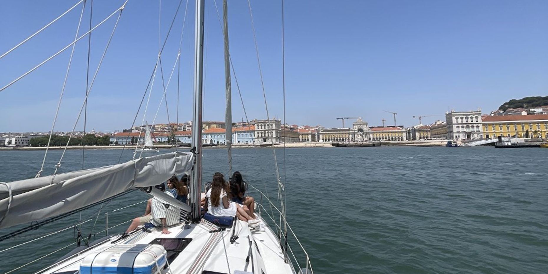 Two-Hour Morning Sailboat Tour in Lisbon
