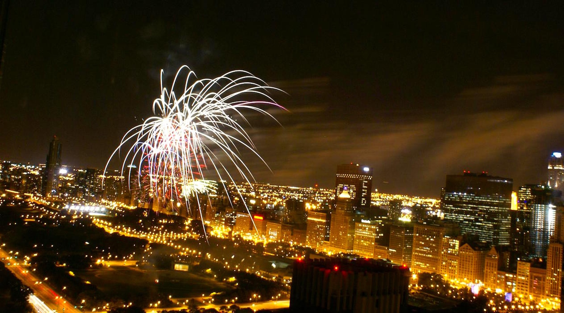 Chicago Fireworks Paddle