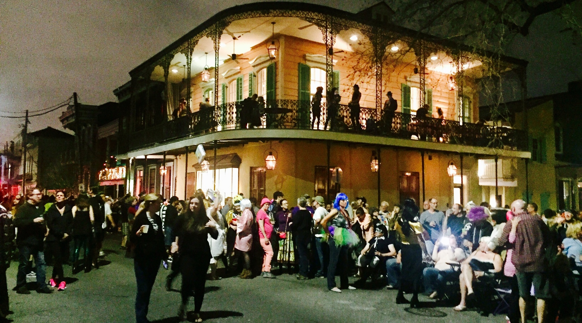 Marigny Happy Hour Walking Tour in New Orleans
