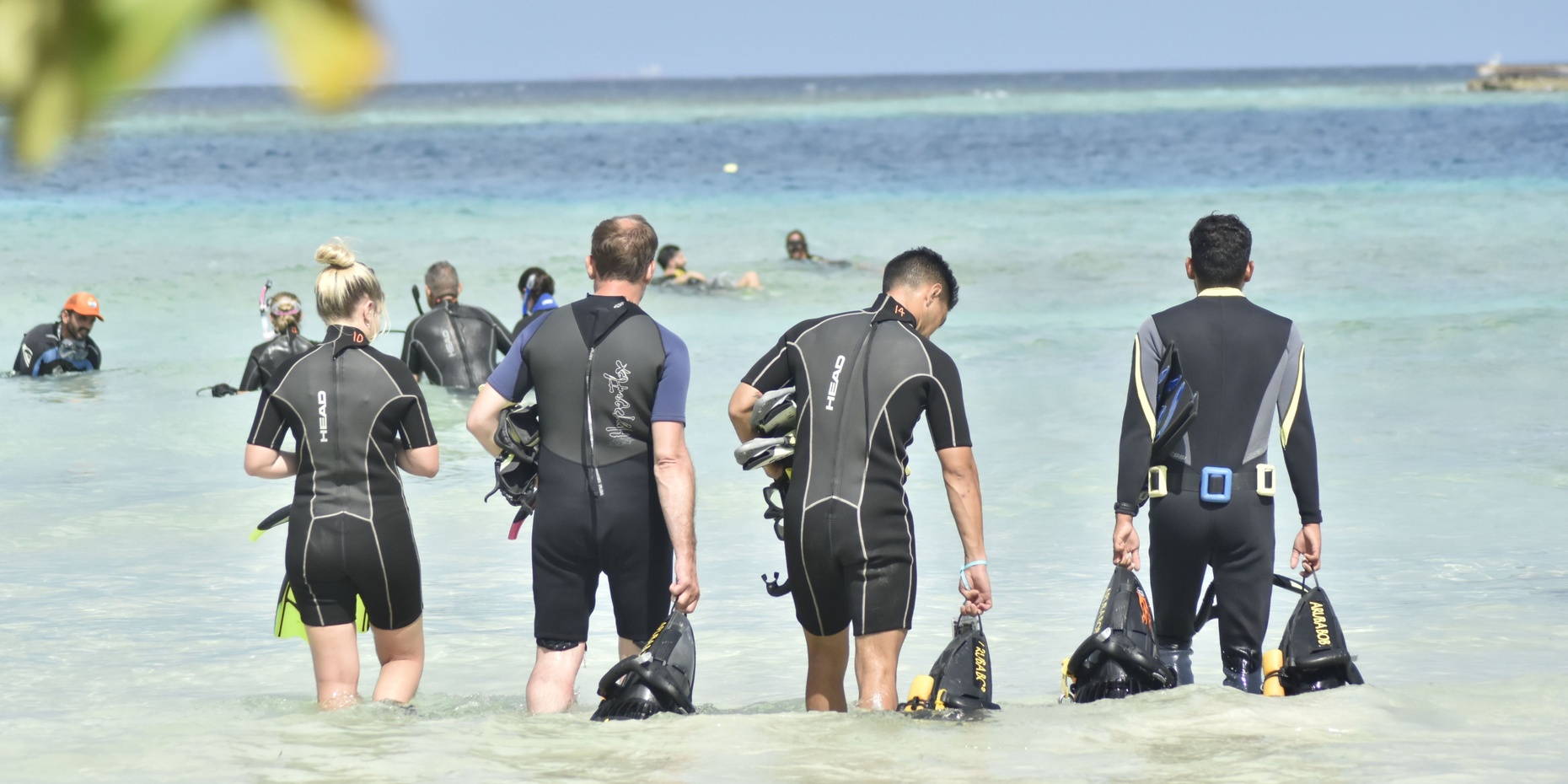 Group Tour Snorkeling with Underwater Scooter (DPV)