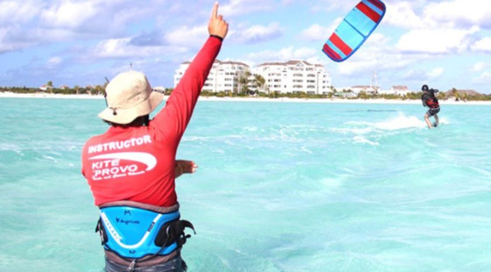 Group Beginner Kiteboarding Lesson in Turks and Caicos