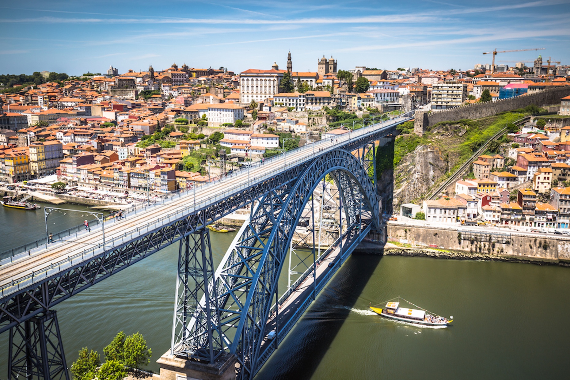 Guided Porto Walking Tour in Spanish