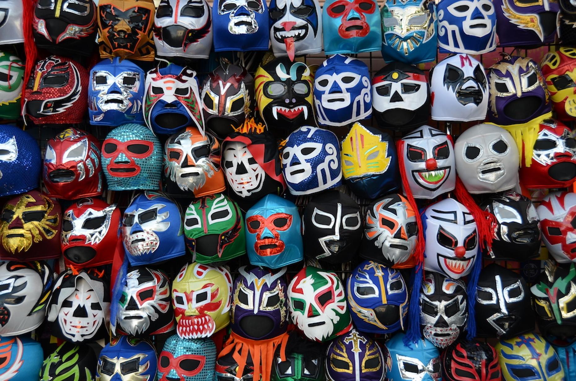 Mexico City Lucha Libre Show & Experience in Spanish