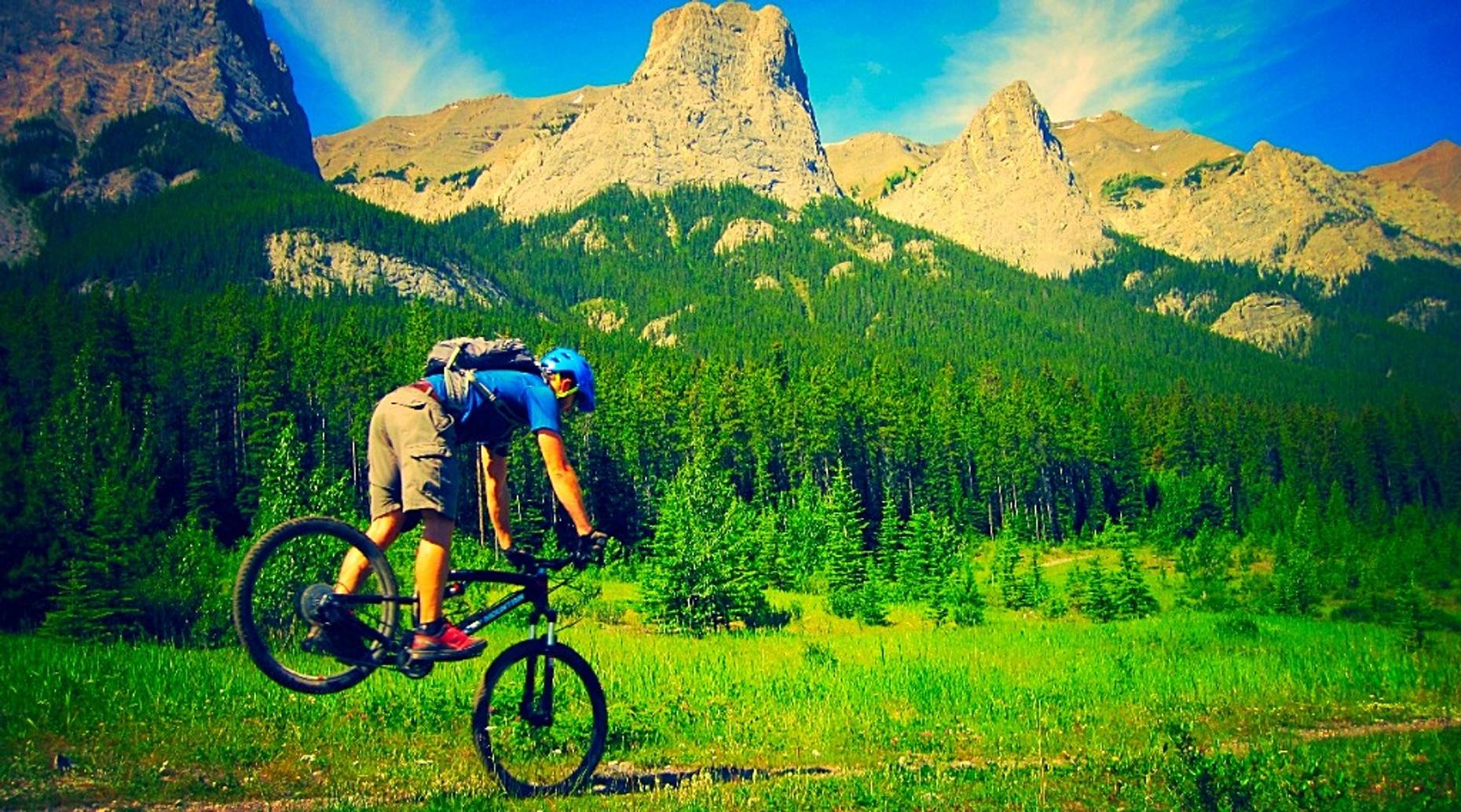 Spring Break Mountain Biking Class in North Vancouver Book Tours