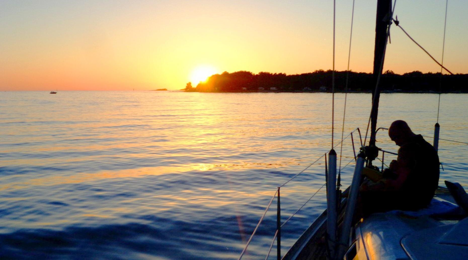 Two-Hour Sunset Sail in San Francisco