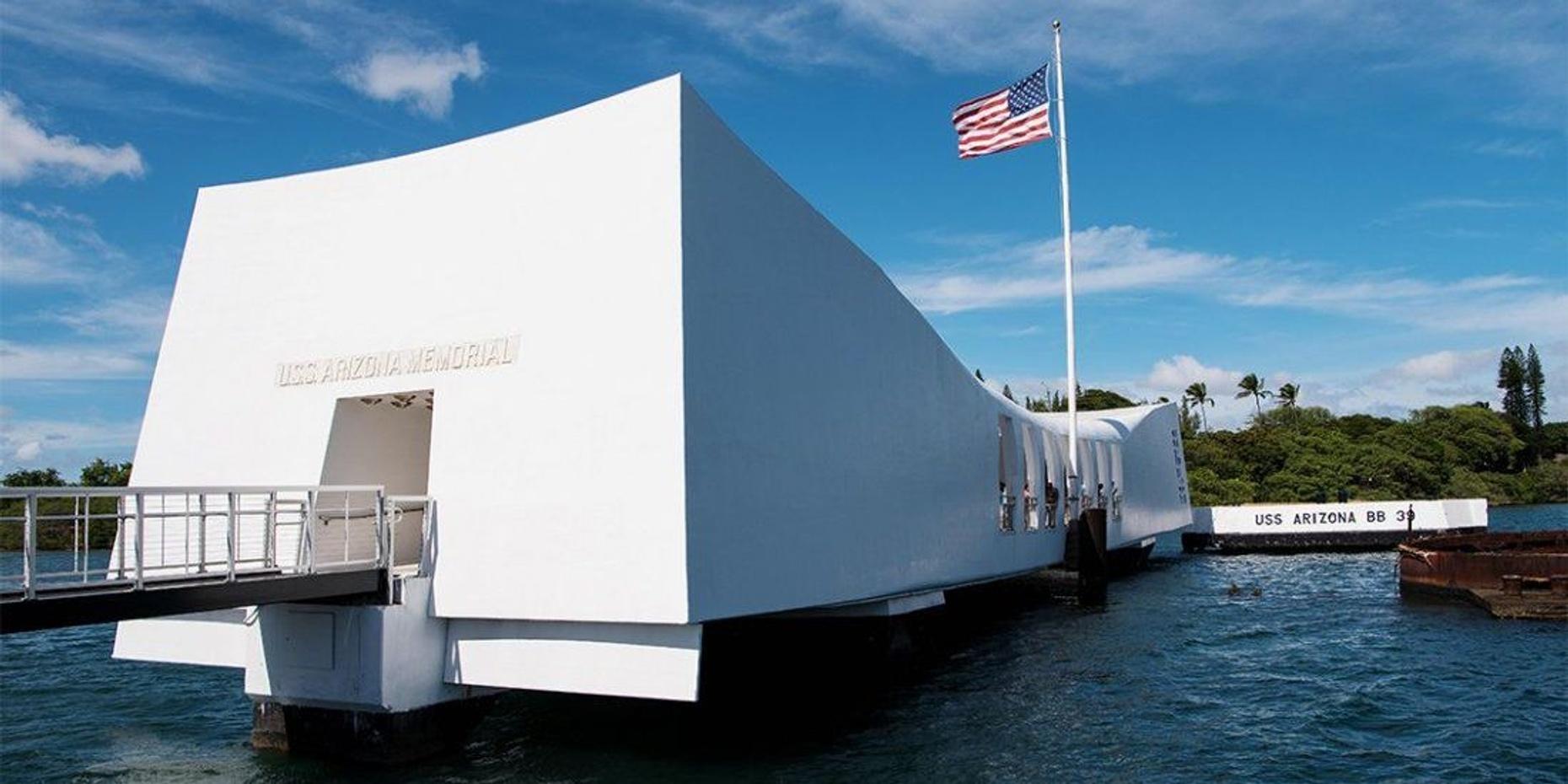 Pearl Harbor Roundtrip Shuttle
