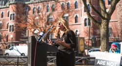 Dr. Naomi Wolf at Anti-Mandate Rally At Yale University