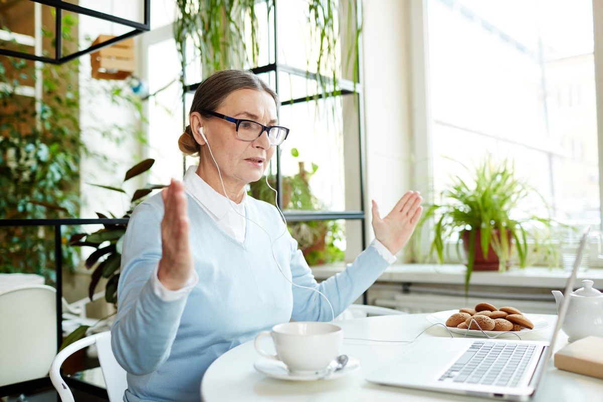 Old People with Technology, Retiree with Laptop Learn To Work with