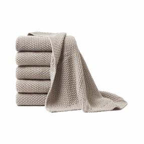 Luxurious Knitted Couch Throw/Quilt