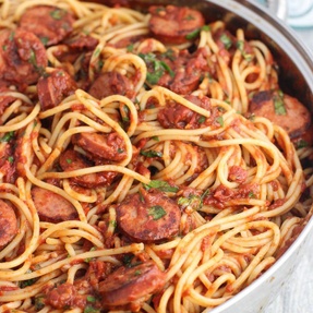 Spaghetti with sausages