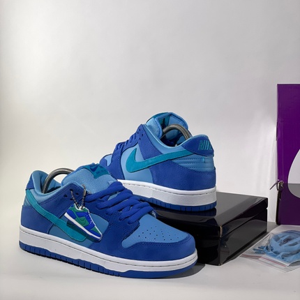 Nike SB Dunk Low Blue Raspberry Sneakers - 1807Retails