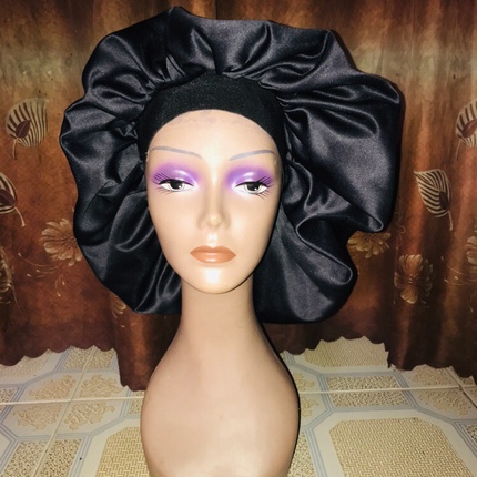 Kweenie's Plain hair bonnet(black) - Kweenie's Place | Flutterwave Store