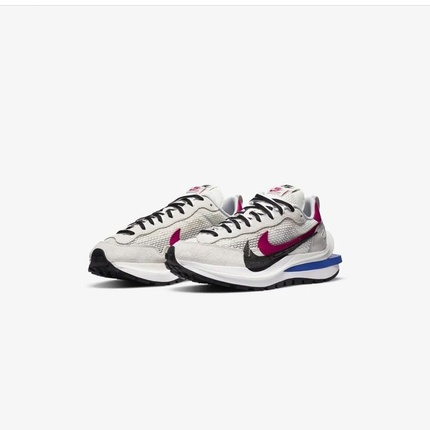 Sacai x Nike Vaporwaffle Royal Fuchsia Sneakers - 1807Retails