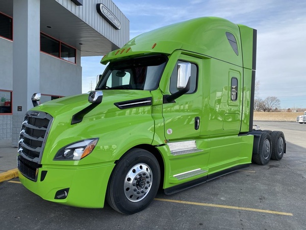 2021 Freightliner CA126 : MD1537 | Truck Center Companies