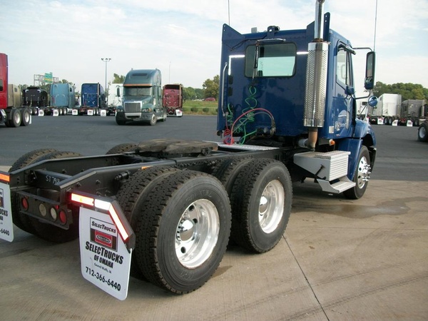 2007 FREIGHTLINER CL112 : ST7964 | SelecTrucks of Omaha