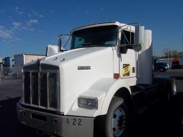 1999 KENWORTH T800 : OG3210 | Truck Center Companies