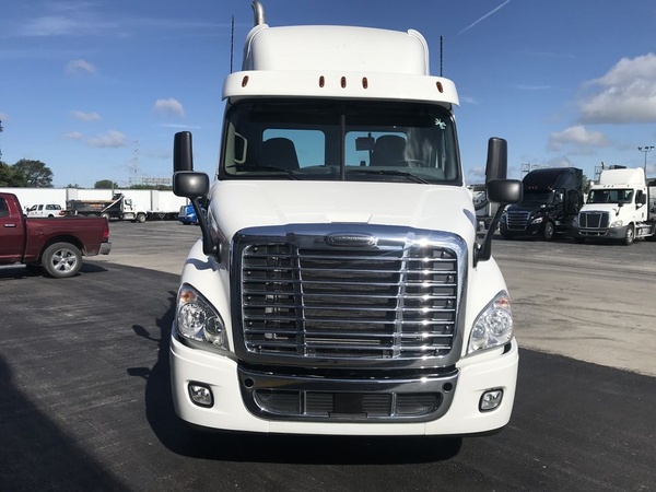 2020 FREIGHTLINER CA113 : LP4965 | Truck Center Companies