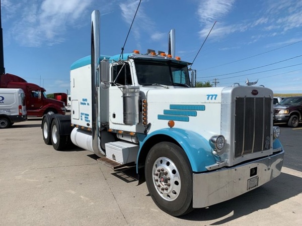 1996 PETERBILT 379EX : TC1658 | Truck Center Companies