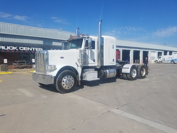 2015 PETERBILT 388 : OG5984 | Truck Center Companies