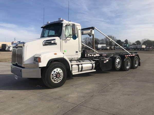 2020 WESTERN STAR 4700SB : LV1789 | Truck Center Companies