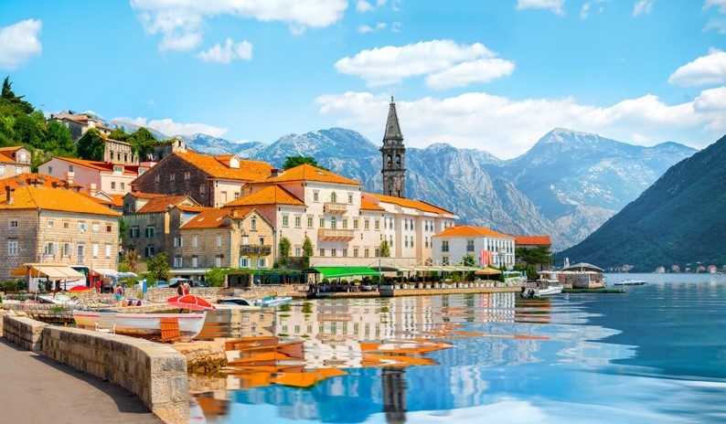 tourhub | Kompas | Gorgeous Balkan with Deluxe Adriatic  Cruise from Dubrovnik to Split 