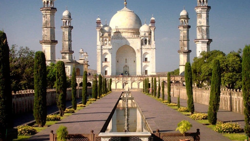 tourhub | Agora Voyages | Architectural Marvels of Western India: Vadodara to Mumbai 