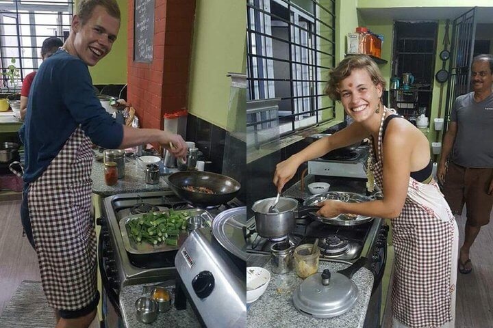 tourhub | Offbeat India Tours | Authentic  Indian Cooking Sessions with India Golden Triangle Tour 