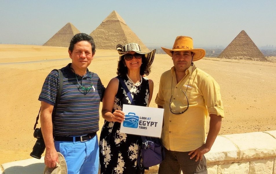 tourhub | Look at Egypt Tours | Best Cairo Tour with Dinner Cruise & Pyramids Show 