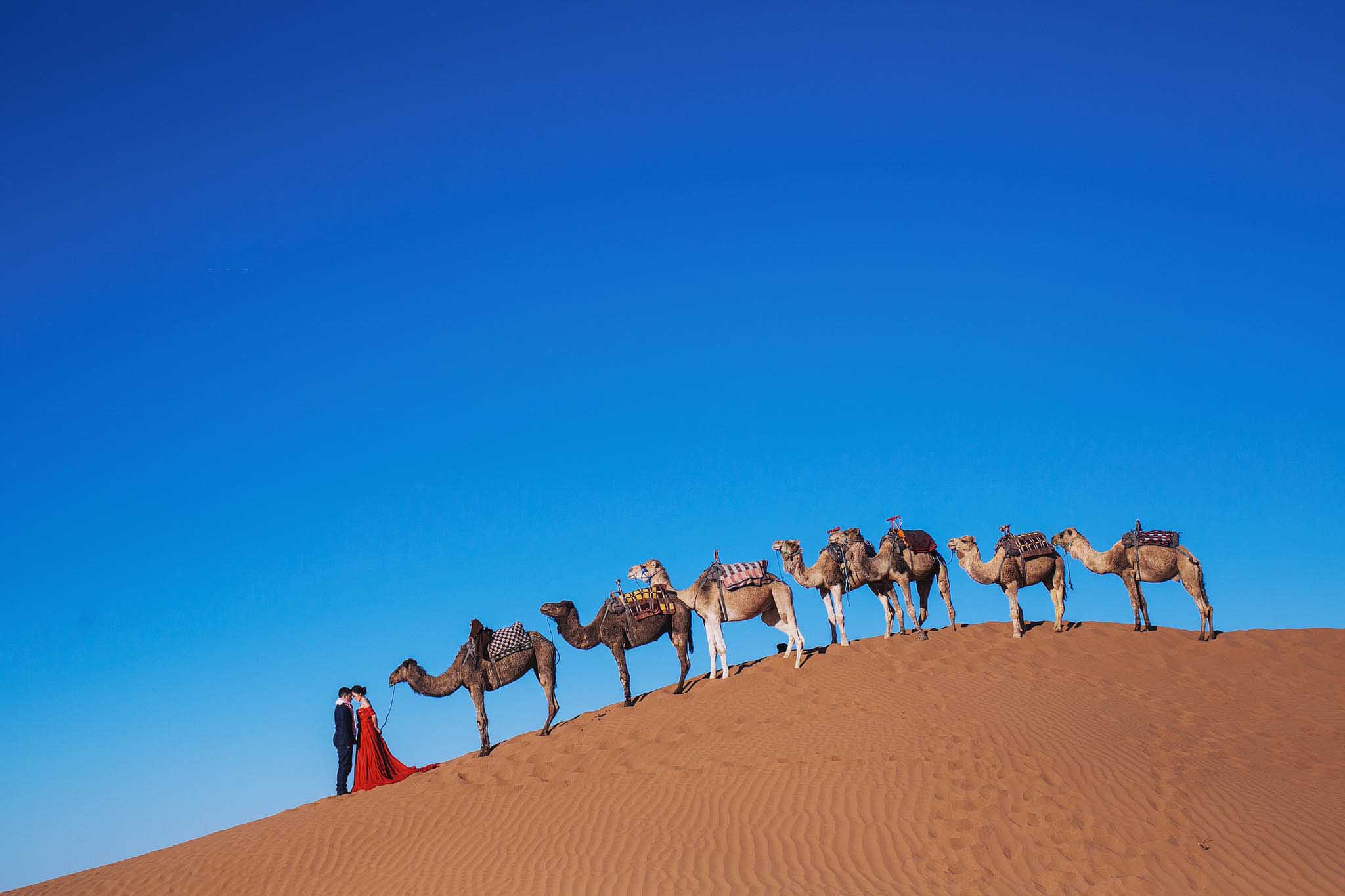 tourhub | Voyagiste Maroc | Luxury Helicopter Tour From Marrakech To Erg Chigaga Desert 2 Days 