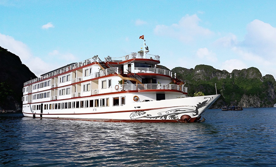 tourhub | CONNEK TRIP | Ha Long Bay Discovery in 5-Star Cruise: Hanoi - Ha Long Bay - Hanoi 