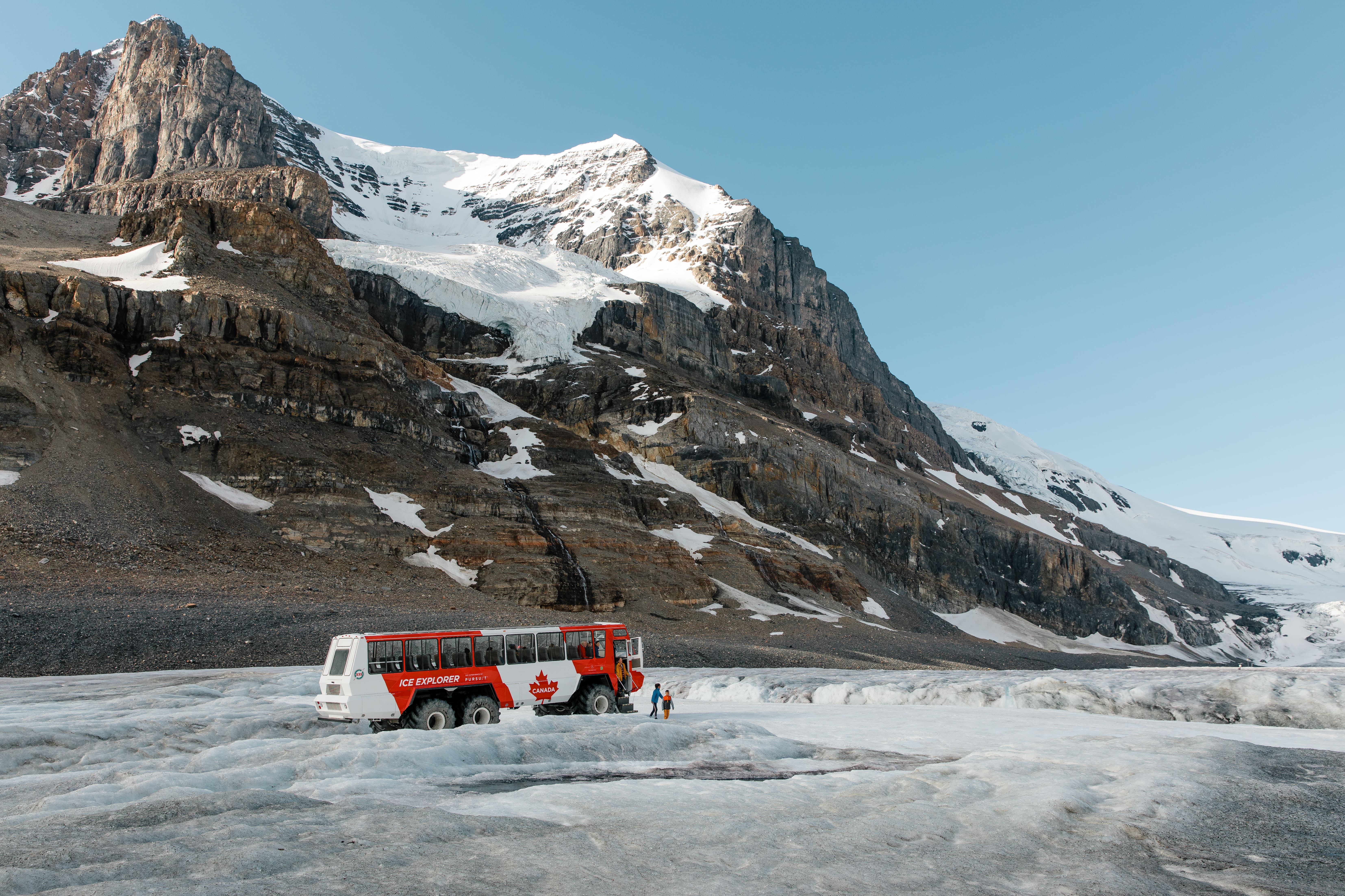 tourhub | Calgary Tours | Banff & Jasper & YOHO & Waterton Lakes National Park and Drumheller 7-Day Tour from Calgary 