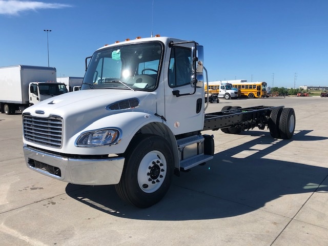 2021 FREIGHTLINER M2 106 : ML1275 | Truck Center Companies