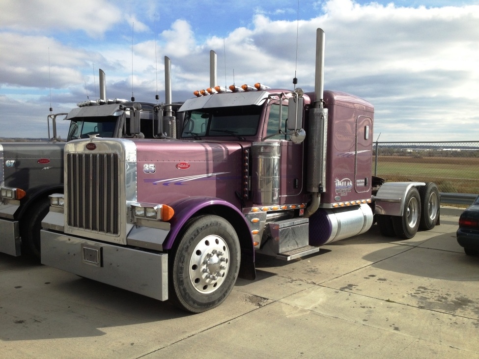 2007 PETERBILT 379 : TC1203 | Truck Center Companies