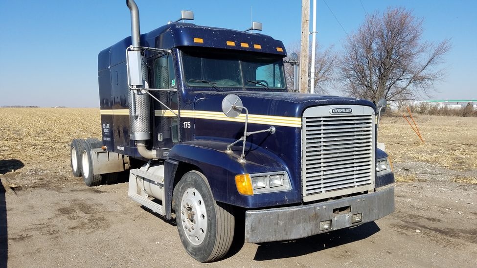 2001 FREIGHTLINER FLD120 : ETY383 | SelecTrucks of Omaha