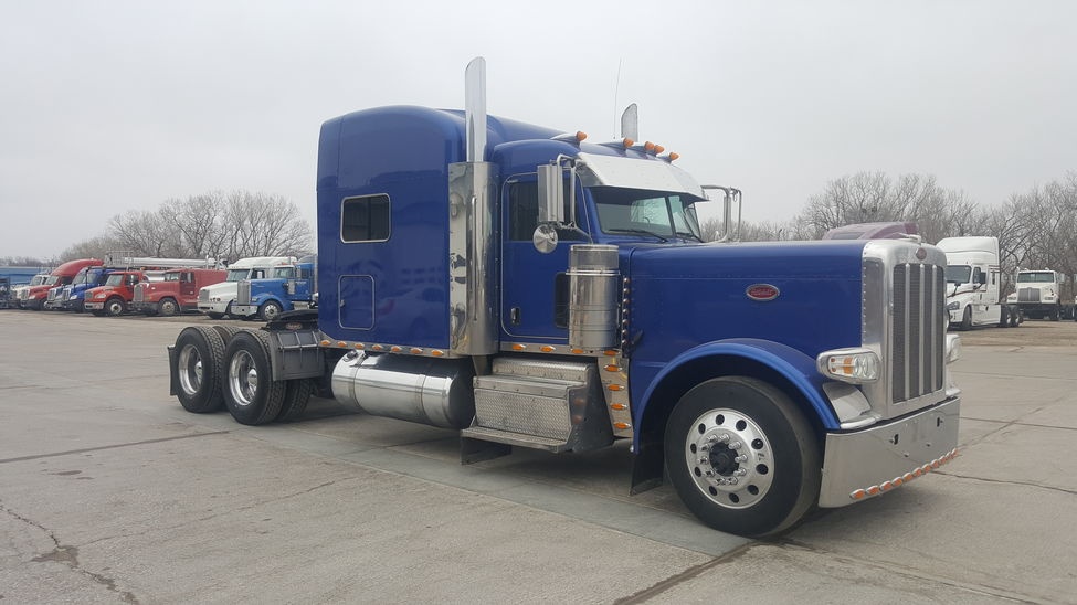 2013 PETERBILT 389 : TS2701 | Truck Center Companies