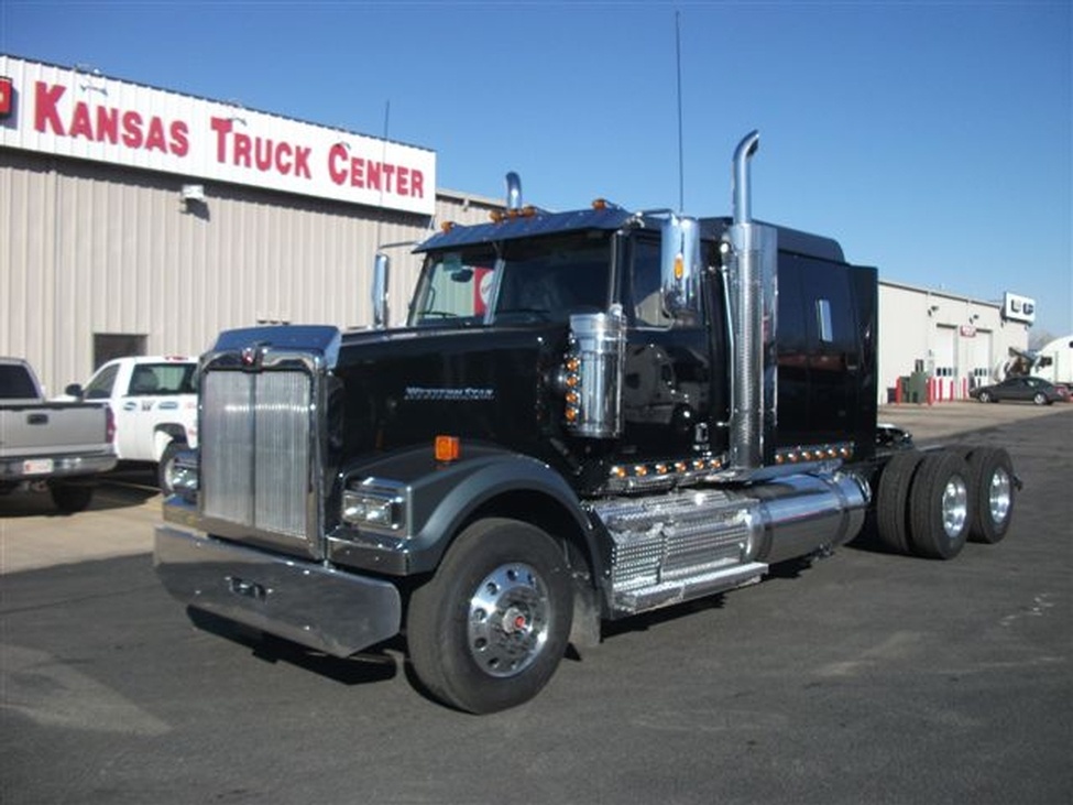 2012 WESTERN STAR 4900SF : BV6837 | SelecTrucks of Omaha