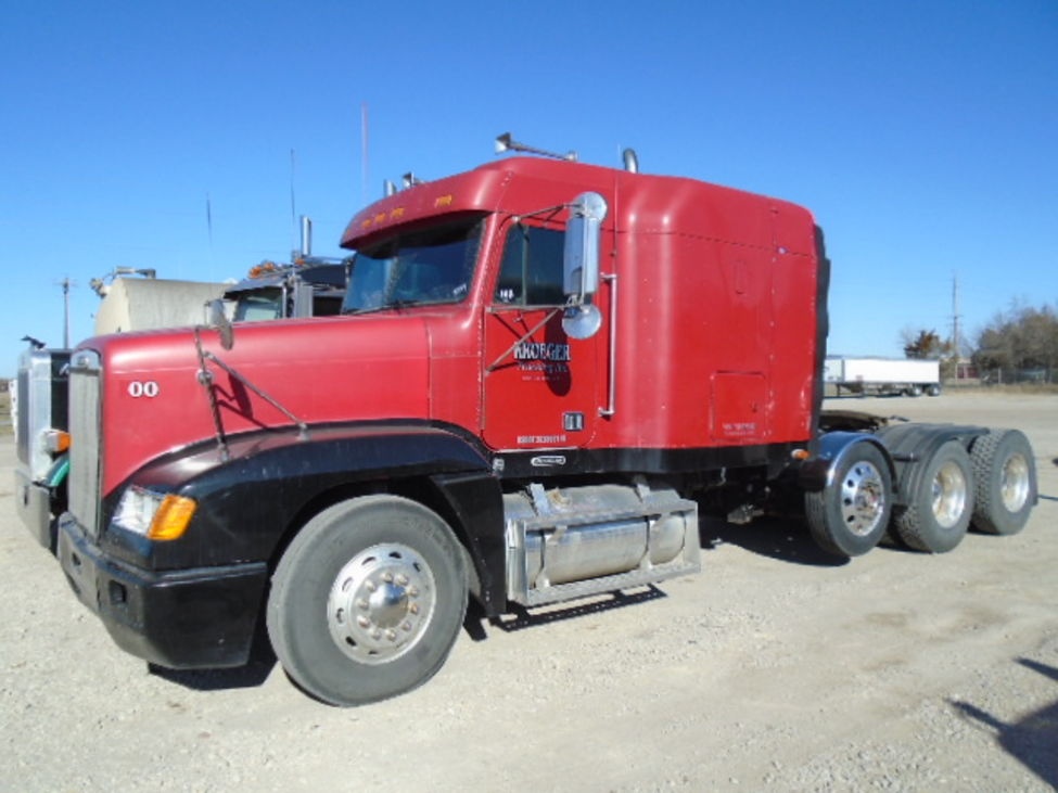 2000 FREIGHTLINER FLD120 : EXC194 | Truck Center Companies