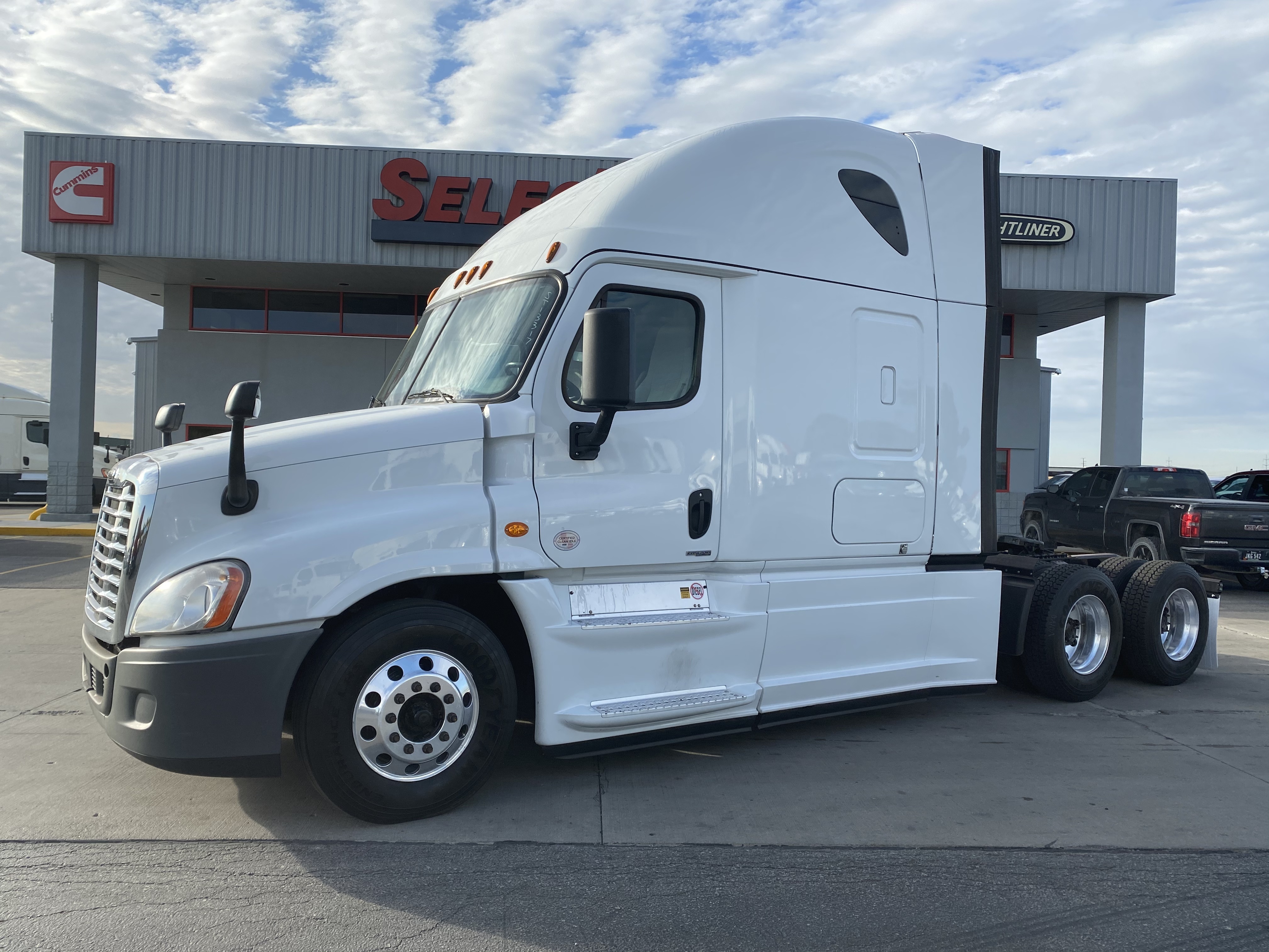 2017 FREIGHTLINER CA125 : ST13317 | SelecTrucks of Omaha