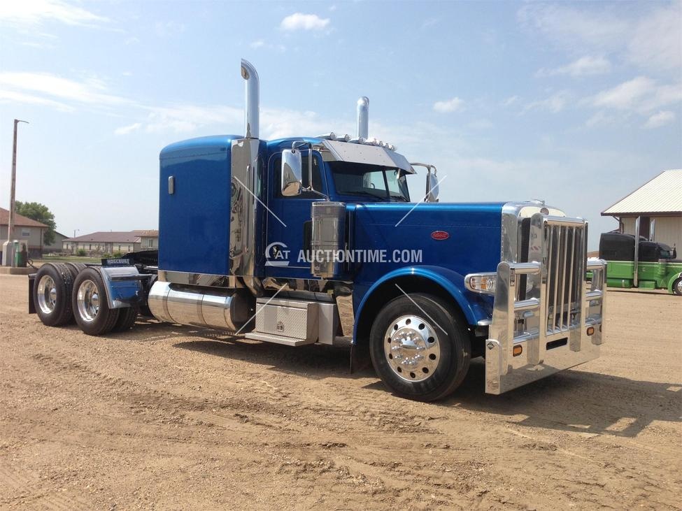 peterbilt 389 flat top