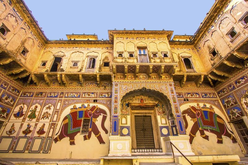 tourhub | Offbeat India Tours | Royal Rajasthan Tours With Fort and Palace (Romantic Rajasthan Tour with Taj Mahal) 